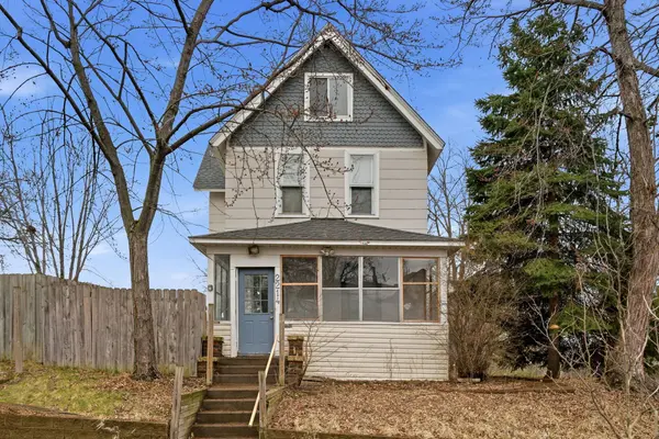 2214 Girard AVE N, Minneapolis, MN 55411