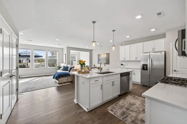 5373 94th LN N, Brooklyn Park, MN 55443