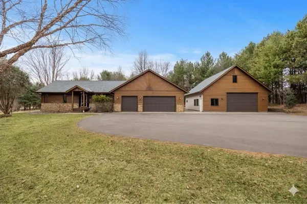 14919 97th ST N, Stillwater, MN 55082