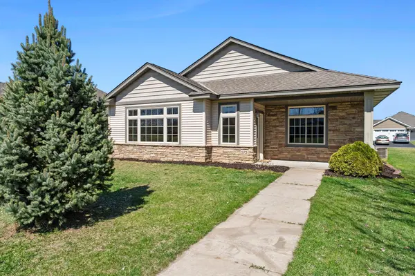 573 Taft LOOP S, Cambridge, MN 55008