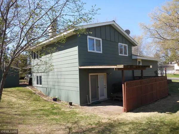 12917 130th CT, Burnsville, MN 55337