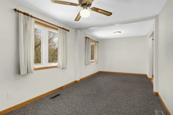 2329 Hoxie AVE, White Bear Twp, MN 55110