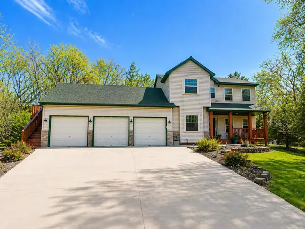 6350 Bachman CIR, Inver Grove Heights, MN 55077