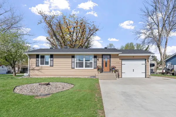 1412 Prairie AVE SW, Faribault, MN 55021