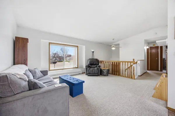 1434 Sheyenne Park CT, West Fargo, ND 58078