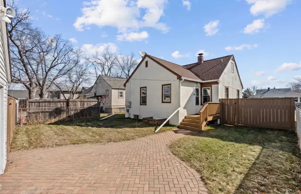 1120 5th AVE S, South Saint Paul, MN 55075