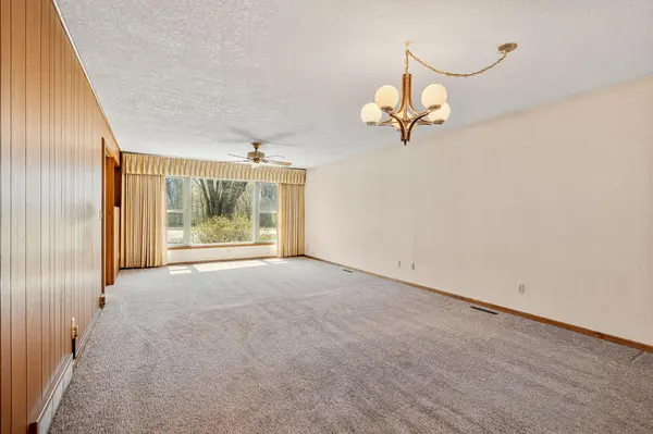 1450 E Main ST, Owatonna, MN 55060