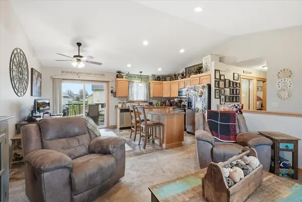 1542 Ponderosa LN, New Richmond, WI 54017