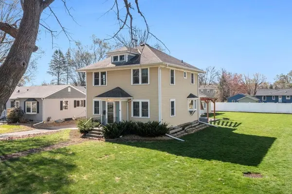 721 6th ST W, Hastings, MN 55033