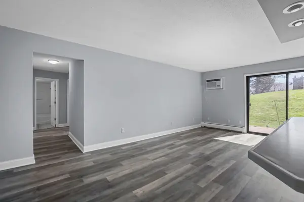 932 Westbrooke WAY #3, Hopkins, MN 55343