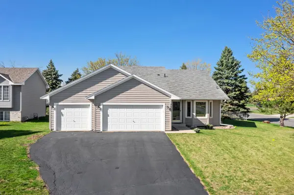 7055 Upper 157th ST W, Apple Valley, MN 55124