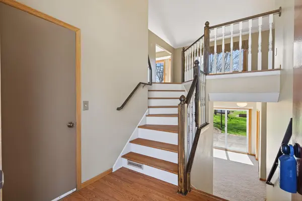 2810 Oak Ridge DR, Monticello, MN 55362