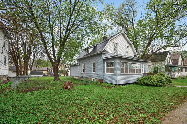 893 22nd AVE SE, Minneapolis, MN 55414