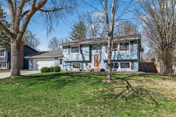 13209 Saratoga LN N, Champlin, MN 55316