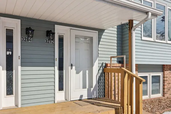 3282 Edgerton ST, Vadnais Heights, MN 55127