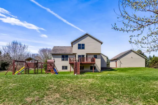 36463 Elk AVE, North Branch, MN 55056