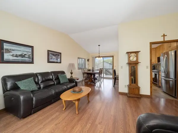879 Westview CT, Shoreview, MN 55126