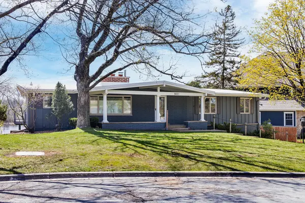 5621 Interlachen CIR, Edina, MN 55436