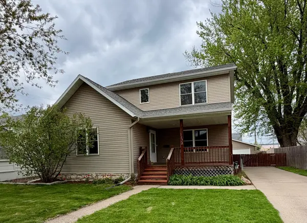 1172 W 4th ST, Winona, MN 55987
