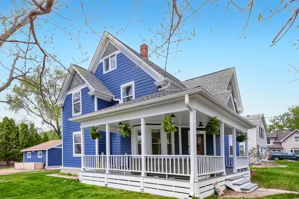 1018 7th ST S, Stillwater, MN 55082