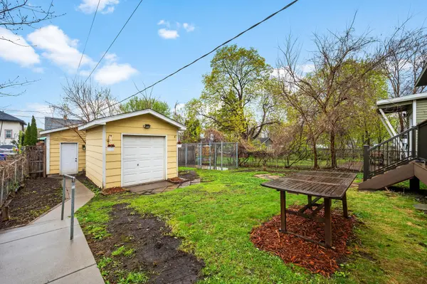 873 Carroll AVE, Saint Paul, MN 55104