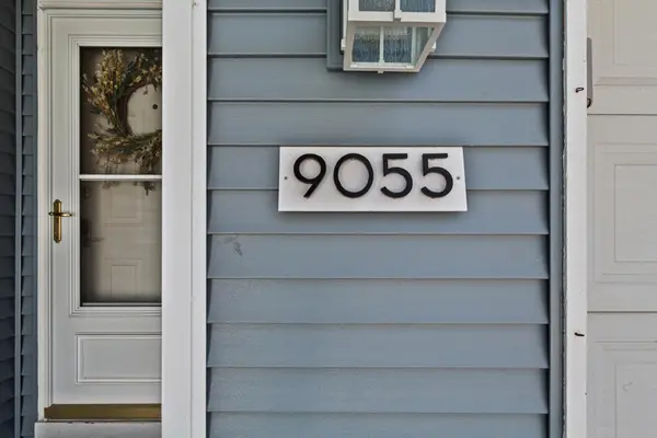 9055 Upper 81st ST S, Cottage Grove, MN 55016