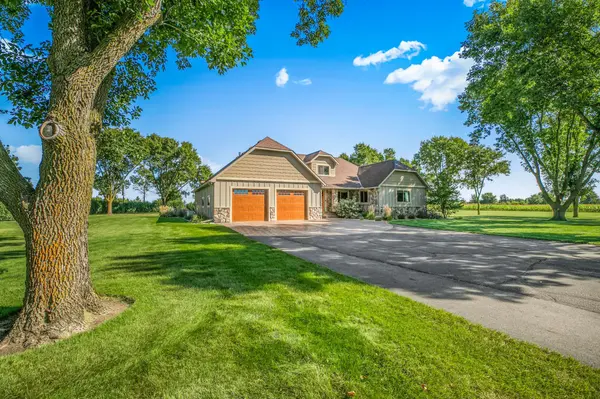 22546 182nd AVE, Cold Spring, MN 56320