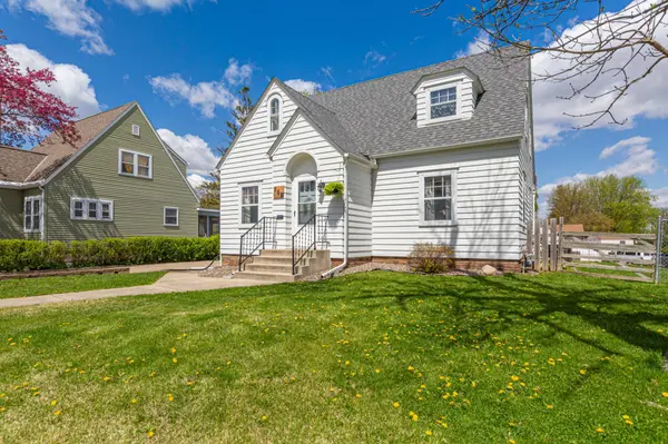 568 Agnes ST, Owatonna, MN 55060