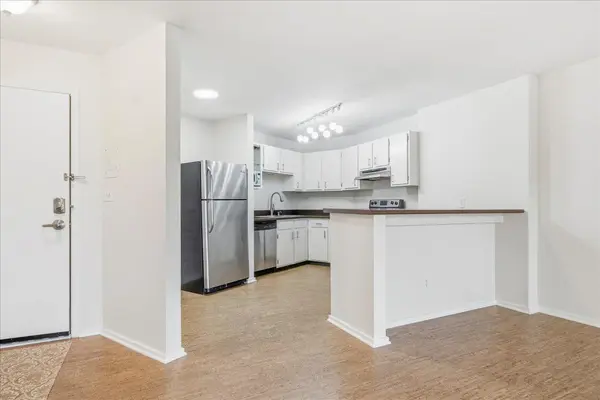 210 W Grant ST #222, Minneapolis, MN 55403