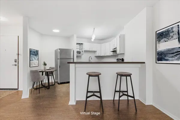 210 W Grant ST #222, Minneapolis, MN 55403