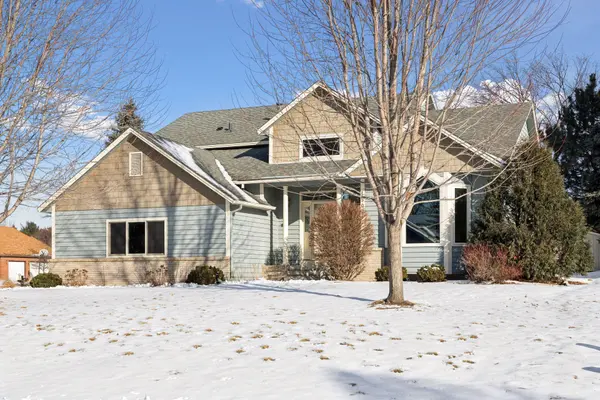 1507 Arden Vista CT, Arden Hills, MN 55112