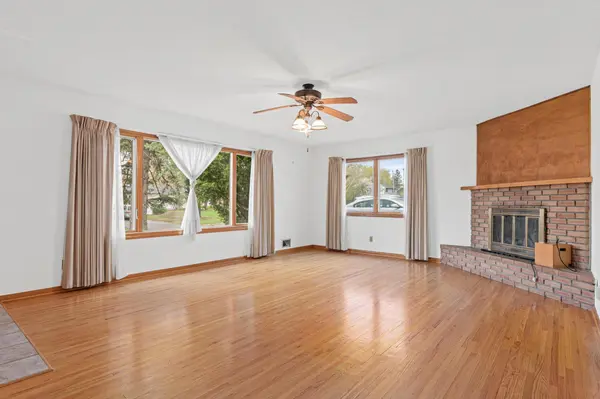 1244 Skillman AVE W, Roseville, MN 55113