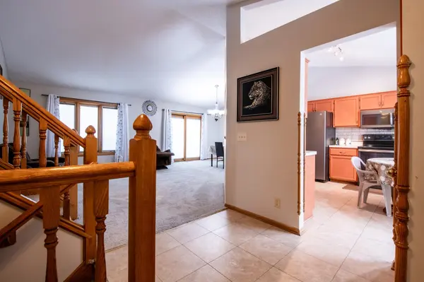 9136 Georgia AVE N, Brooklyn Park, MN 55445