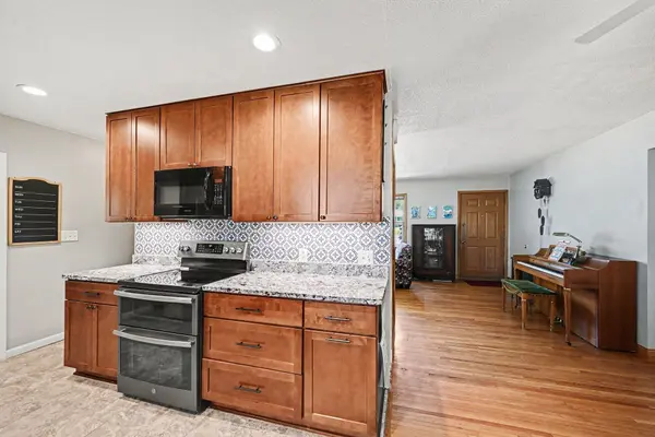 7306 Clay AVE, Inver Grove Heights, MN 55076