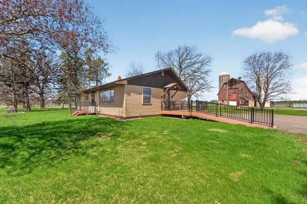25184 Red Robin RD, Pine City, MN 55063
