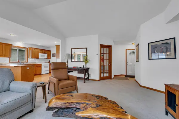 75 Willow Creek DR, Waite Park, MN 56387