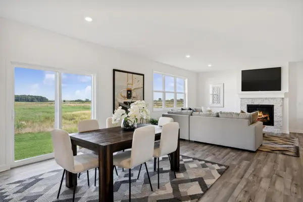 250 Rolling Hills LN, Delano, MN 55328
