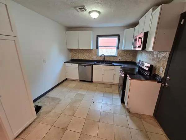 729 NW 113th ST, Oklahoma City, OK 73114
