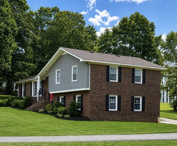 1214 Rainbow Cir, Westmoreland, TN 37186