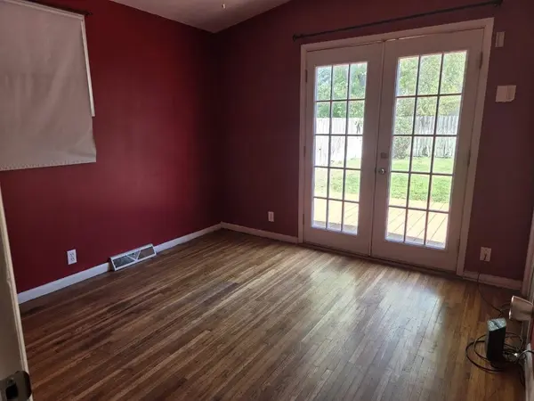 3802 W DEL SIENNO ST, Wichita, KS 67203-4319