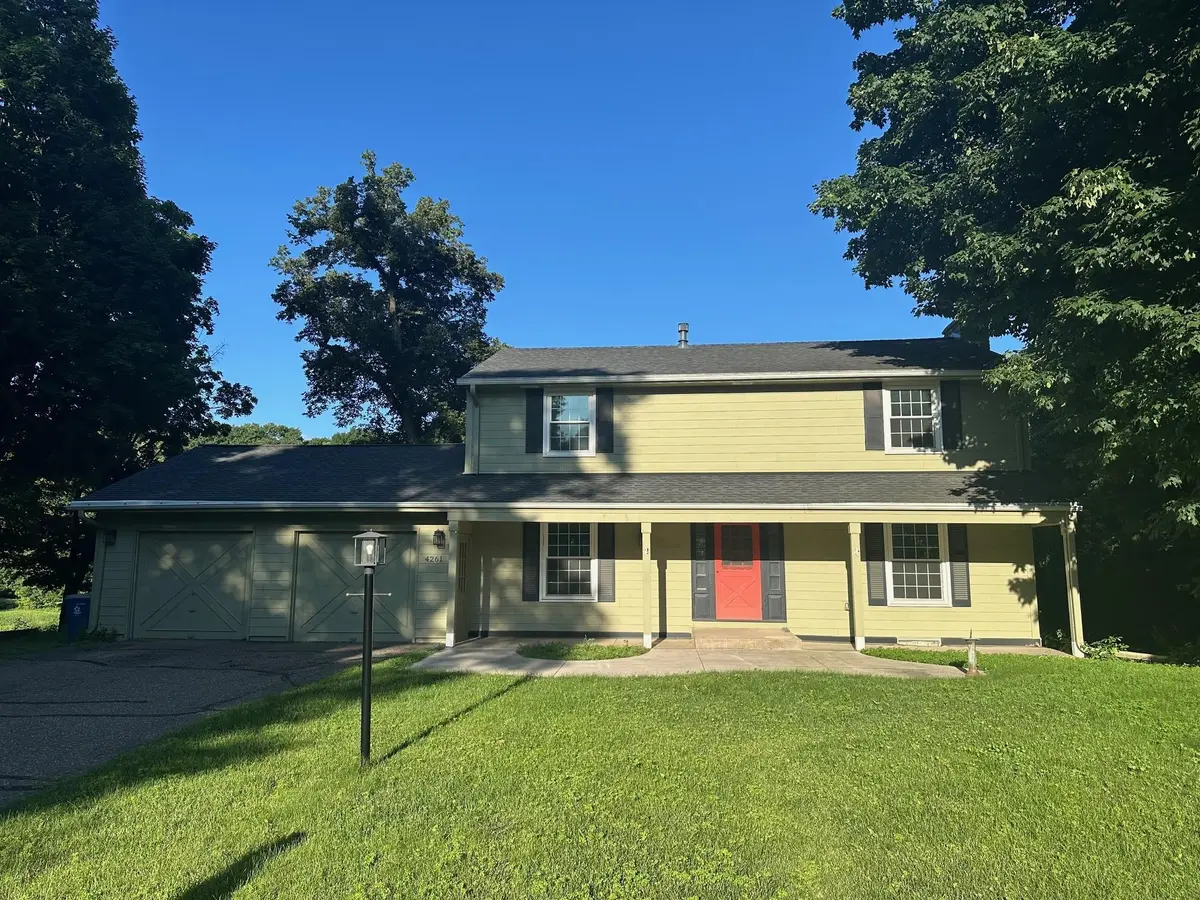 4261 Winchester CT, Minnetonka, MN 55345
