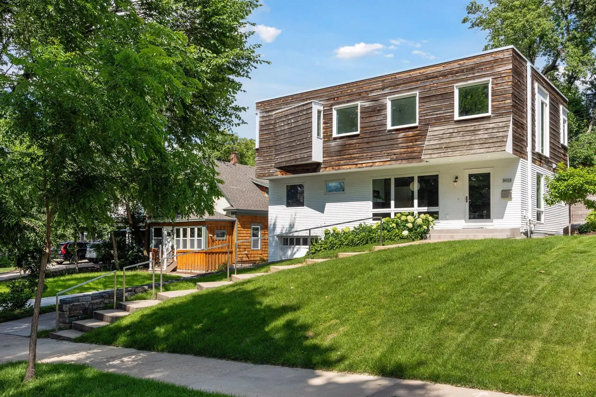 3925 Washburn AVE S, Minneapolis, MN 55410