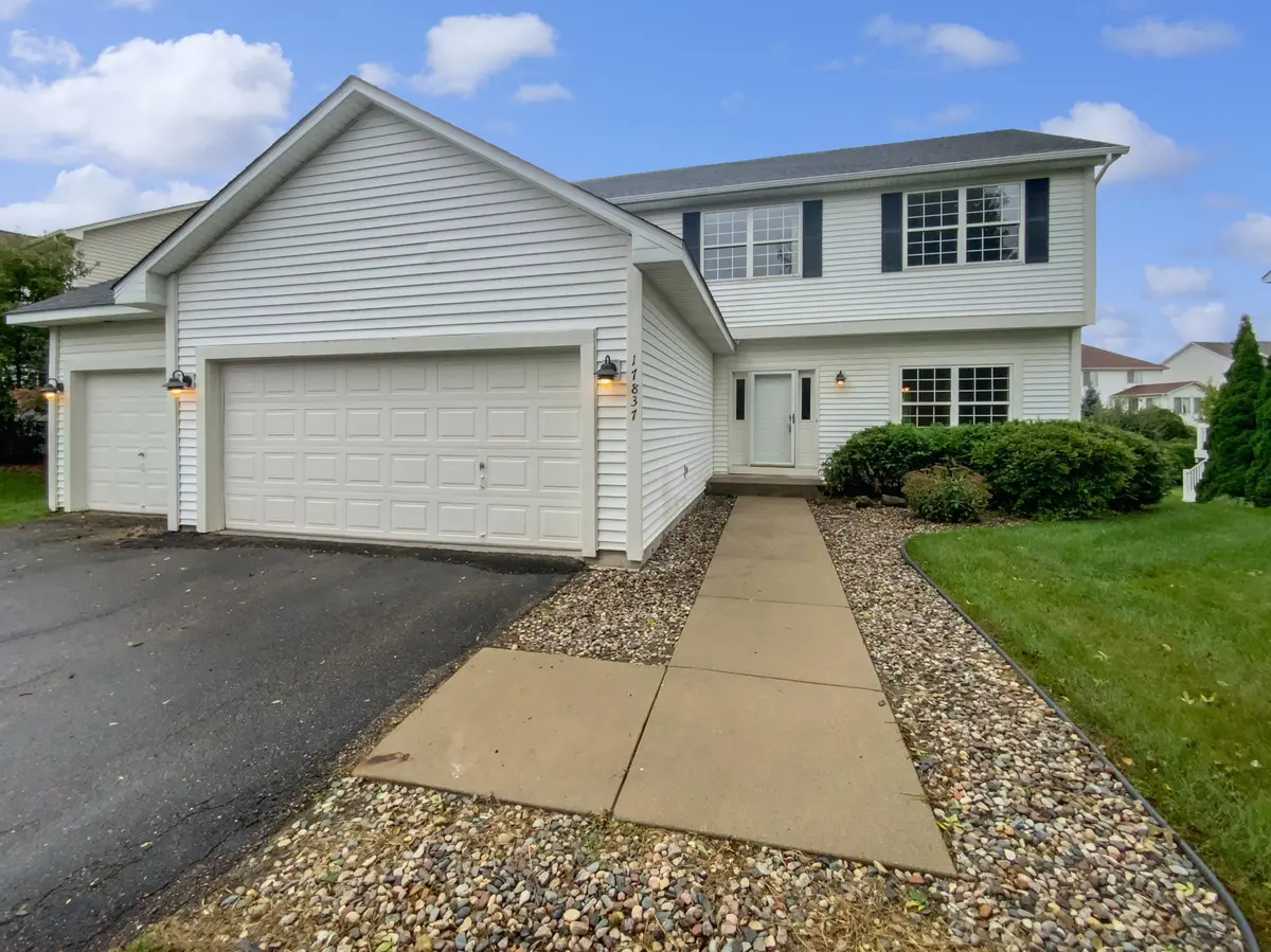 17837 Haralson DR, Eden Prairie, MN 55347