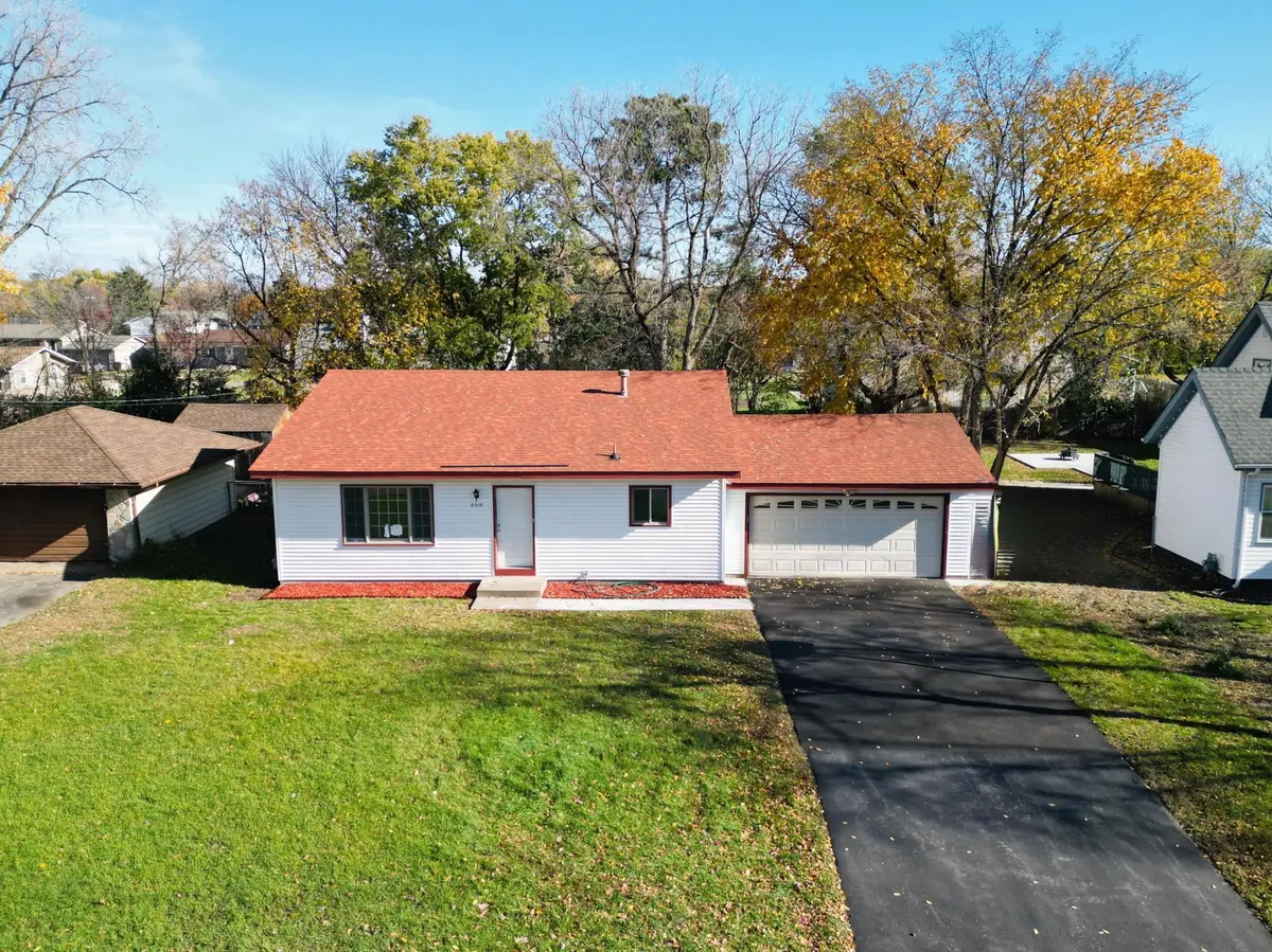 6618 Colfax AVE N, Brooklyn Center, MN 55430