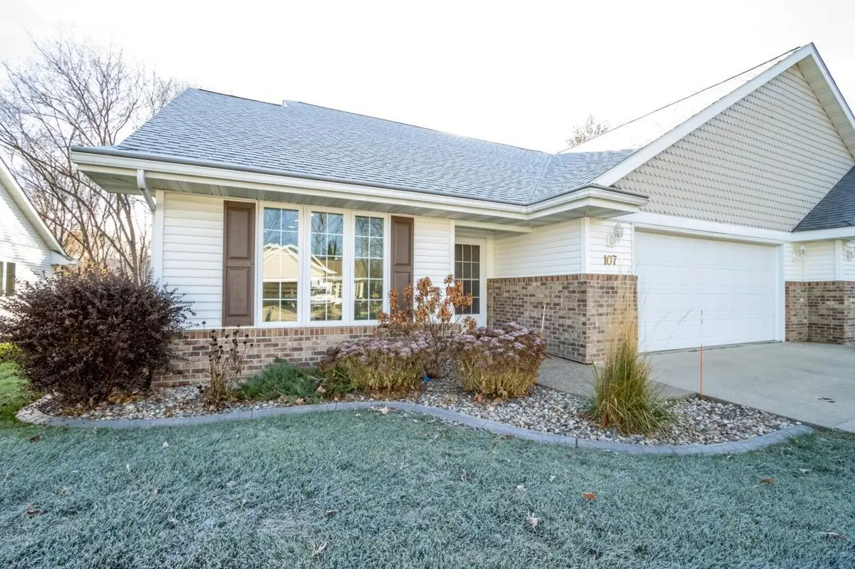 107 Shiloh CT, Mankato, MN 56001