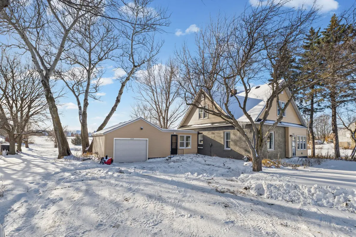 309 Central AVE W, Saint Michael, MN 55376