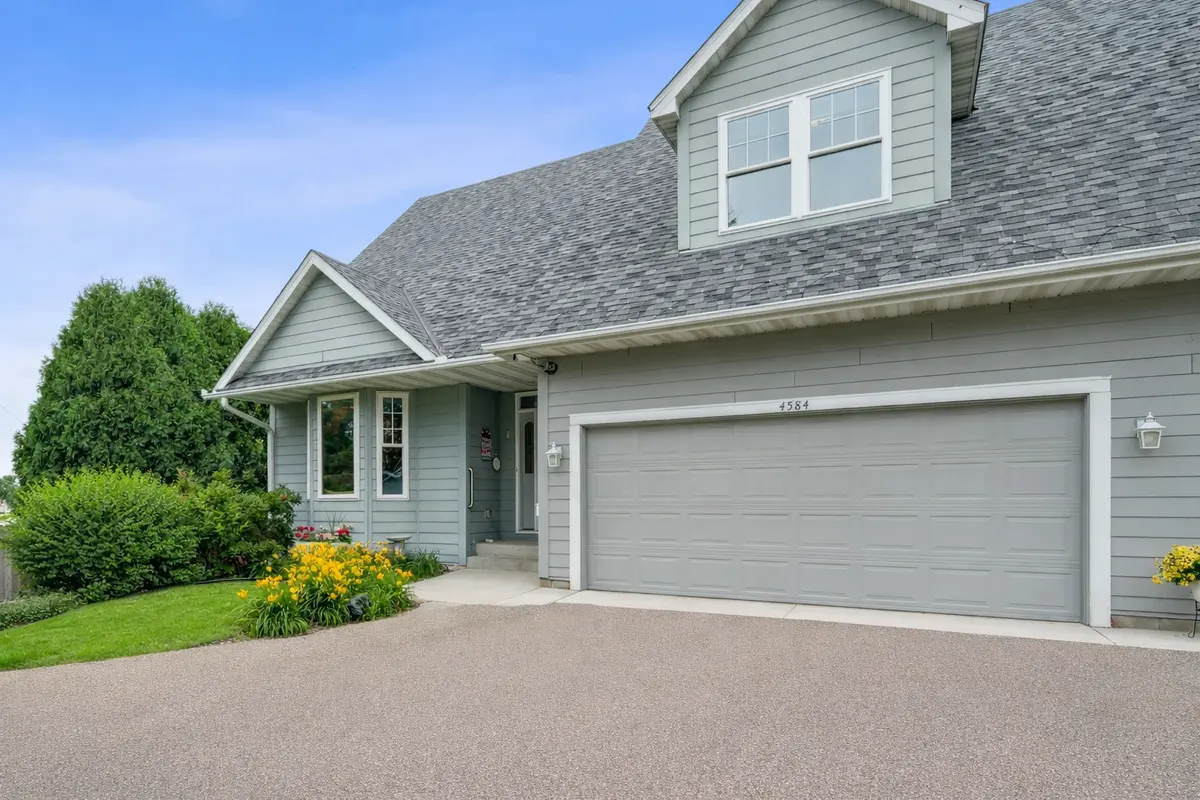 4584 Lake CT, White Bear Lake, MN 55110