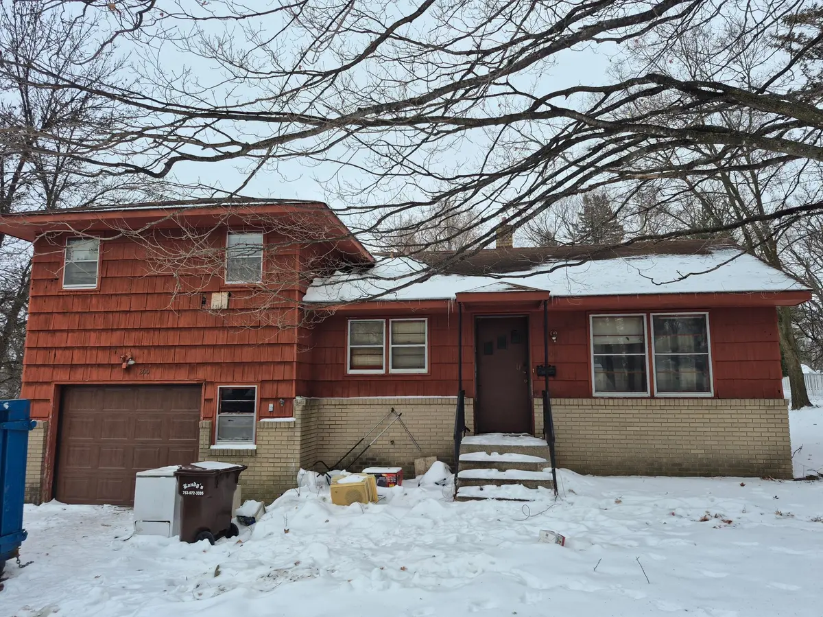 200 6th AVE S, Buffalo, MN 55313