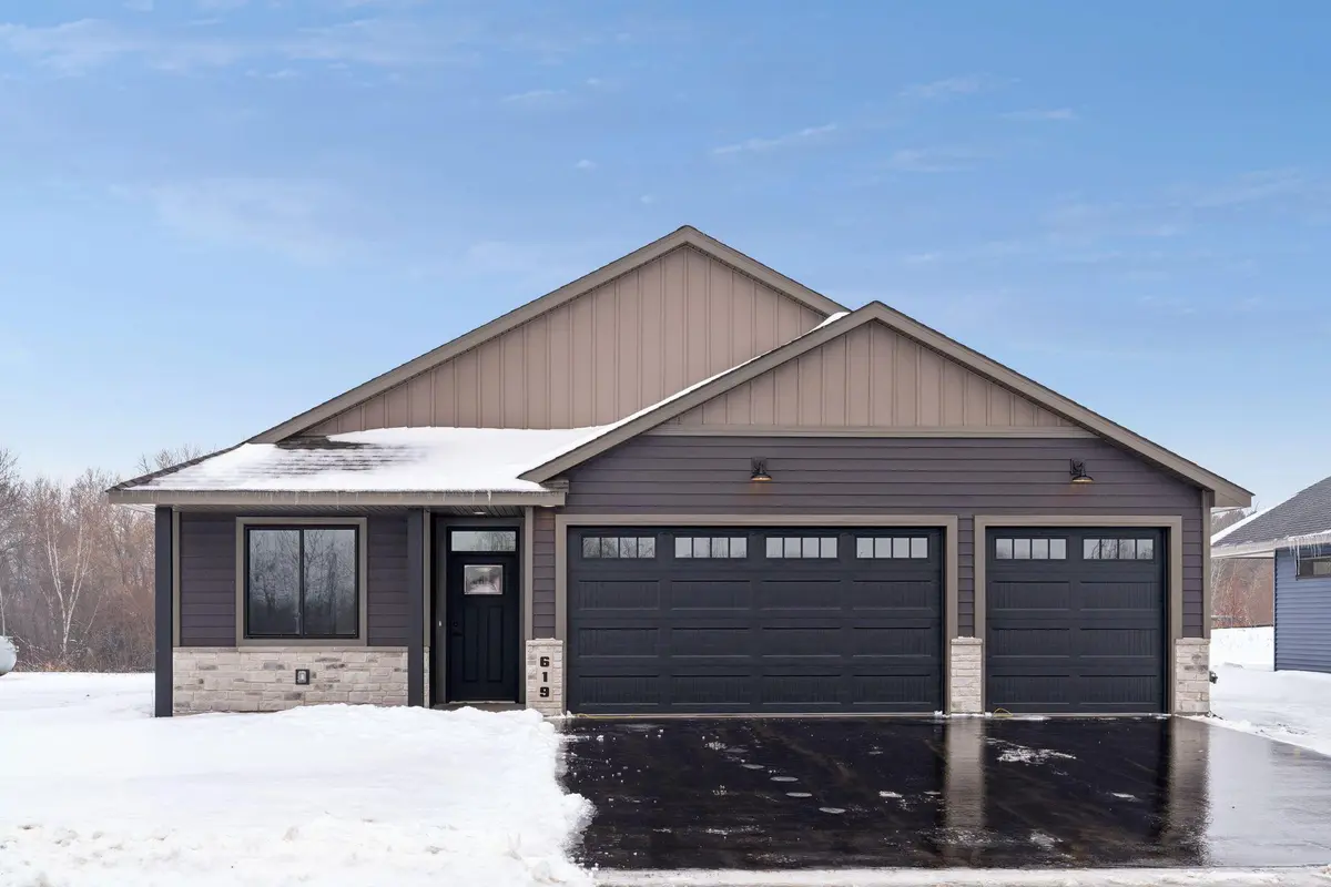 619 7th AVE NE, Isanti, MN 55040