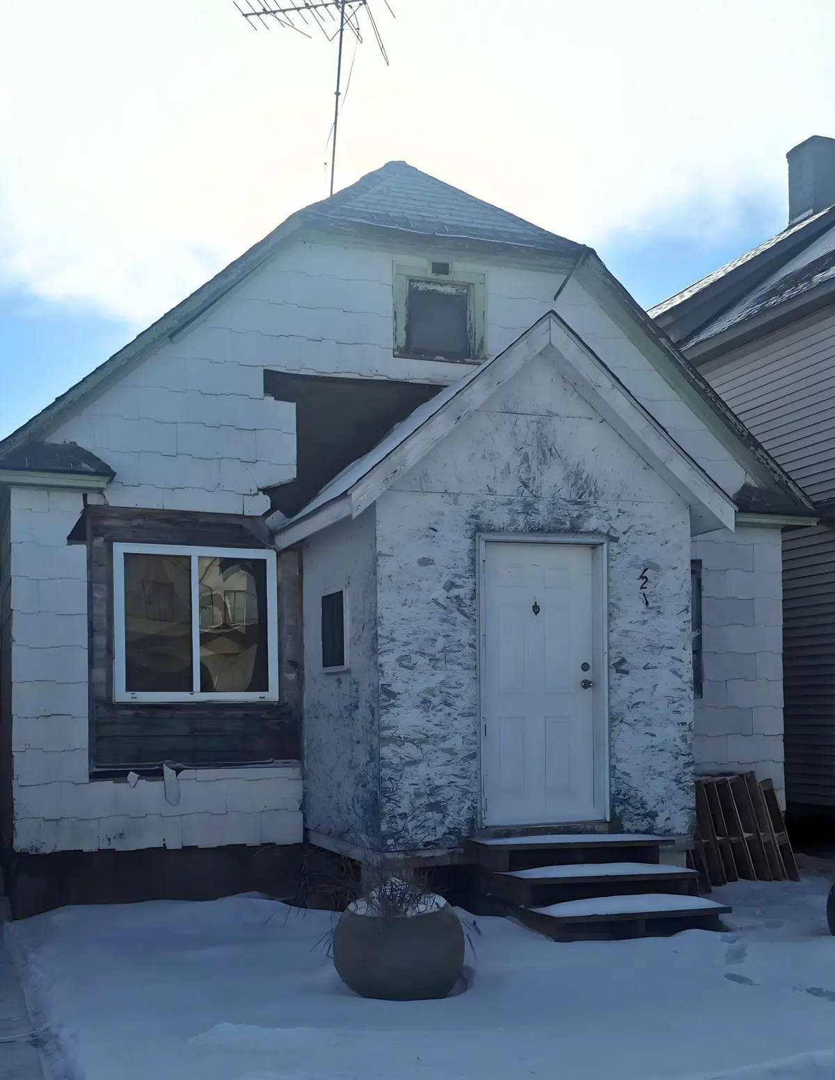 121 W 2nd AVE, Keewatin, MN 55753